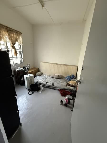 Rumah Flat untuk Dijual di Taman Flora Heights - Joseph Goh - Bedroom - PropertyGuru.com.my