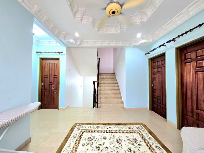 Semi-Detached House for Sale in Seksyen 13 (Shah Alam) - Zaty Jasmin - Interior - PropertyGuru.com.my
