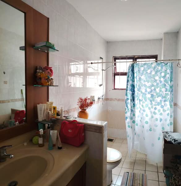 Rumah Banglo untuk Dijual di Sunway Damansara (Kota Damansara) - Zubaidah Kadir - Bathroom - PropertyGuru.com.my