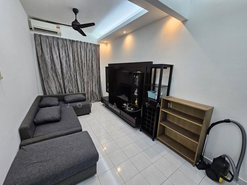 Pangsapuri untuk Dijual di 162 Residency - Jordan Tan - Living Room - PropertyGuru.com.my