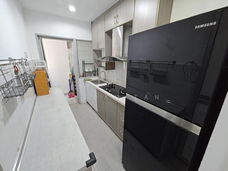 Pangsapuri untuk Dijual di 162 Residency - Jordan Tan - Kitchen - PropertyGuru.com.my