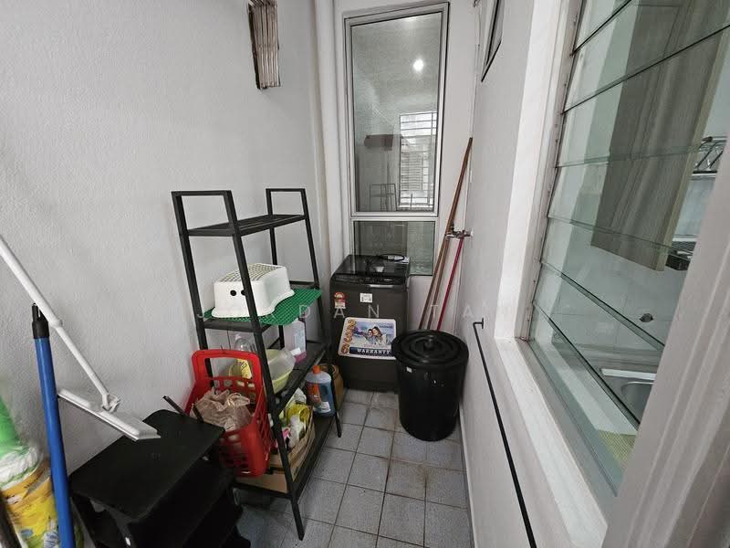 Pangsapuri untuk Dijual di 162 Residency - Jordan Tan - Balcony - PropertyGuru.com.my