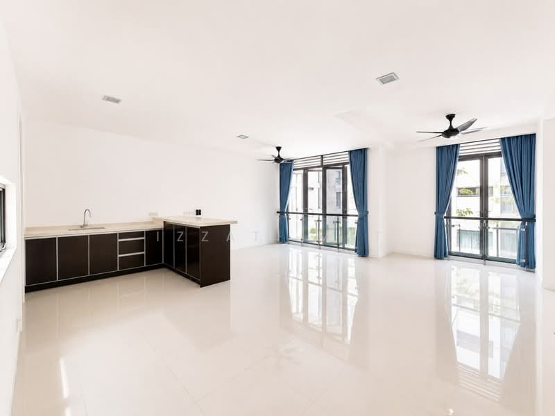 3-storey Terraced House for Sale in Cyberjaya (Selangor) - Izzati Mat - Kitchen - PropertyGuru.com.my