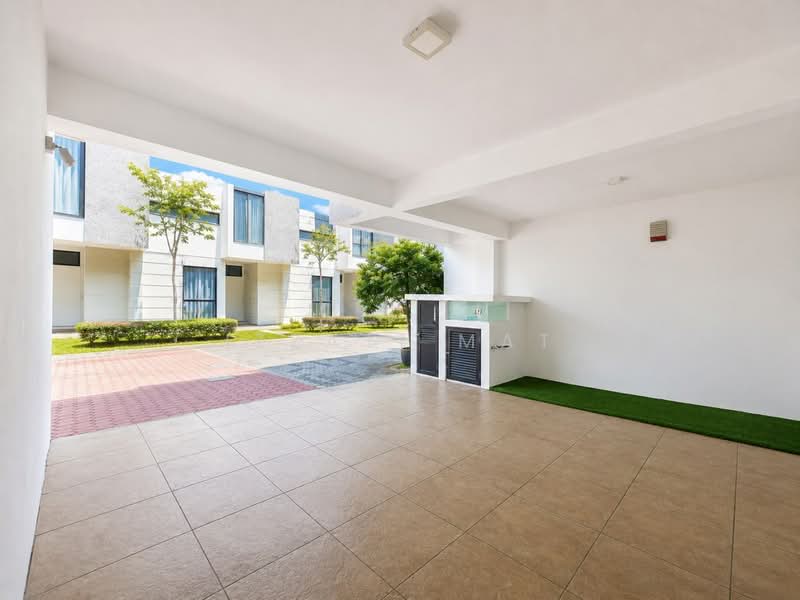 3-storey Terraced House for Sale in Cyberjaya (Selangor) - Izzati Mat - Exterior - PropertyGuru.com.my