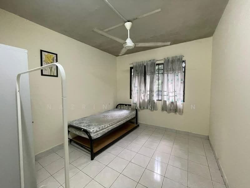 Apartment for Sale at Flora Damansara Apartment - Nazrin Hakimin - Bedroom - PropertyGuru.com.my