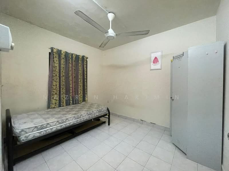 Apartment for Sale at Flora Damansara Apartment - Nazrin Hakimin - Bedroom - PropertyGuru.com.my