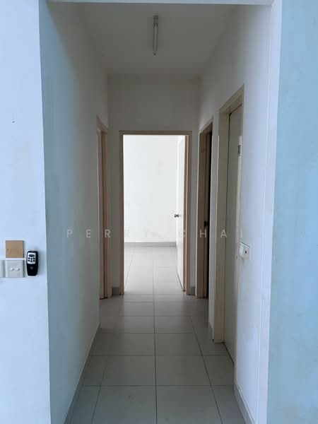 Pangsapuri untuk Disewa di Seri Jati - Perry Chai - Corridor - PropertyGuru.com.my