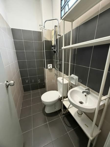 2-storey Terraced House for Rent in Skudai (Johor) - Vison Foo - Bathroom - PropertyGuru.com.my
