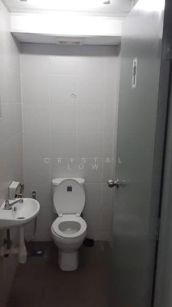 Ruang Niaga untuk Dijual di Cyberjaya (Selangor) - Crystal Low - Bathroom - PropertyGuru.com.my