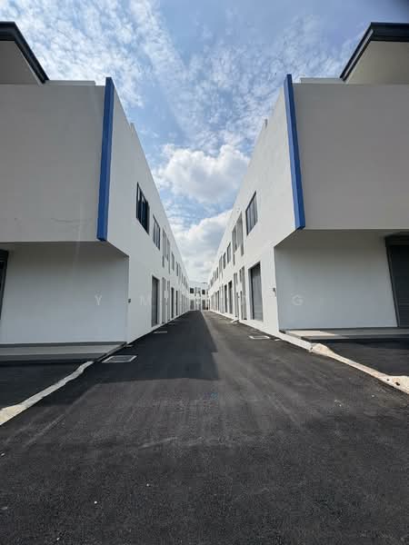 Kedai / Pejabat untuk Disewa di Seksyen 35 (Shah Alam) - Y M Phang - Exterior - PropertyGuru.com.my