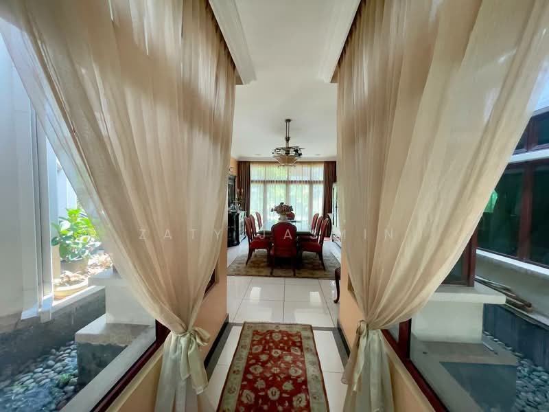 Rumah Banglo untuk Dijual di Bukit Jelutong (Shah Alam) - Zaty Jasmin - Dining Room - PropertyGuru.com.my