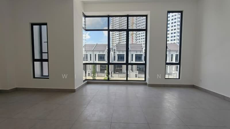 2-storey Terraced House for Sale in Setia Eco Cascadia (Tebrau) - Winson Tan - Living Room - PropertyGuru.com.my