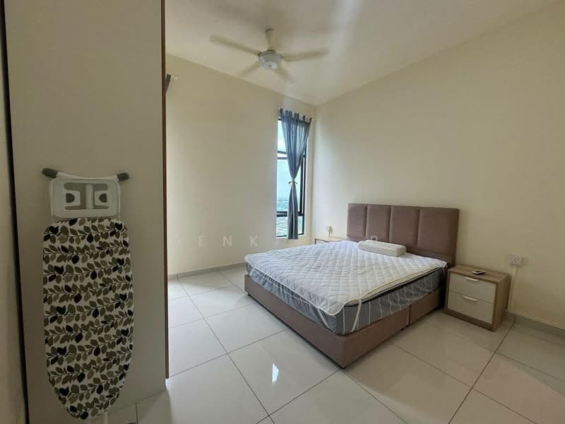 Service Residence for Sale at D'Summit Residences - Genki Yap - Bedroom - PropertyGuru.com.my