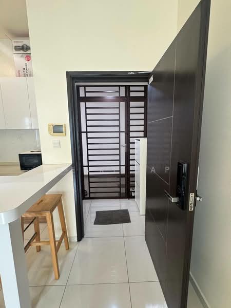 Service Residence for Sale at D'Summit Residences - Genki Yap - Entrance - PropertyGuru.com.my