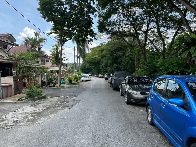 Rumah Teres 2 Tingkat untuk Dijual di Seksyen 5 (Kota Damansara) - Muhammad Ridhwan Mohd Huzairi - Exterior - PropertyGuru.com.my