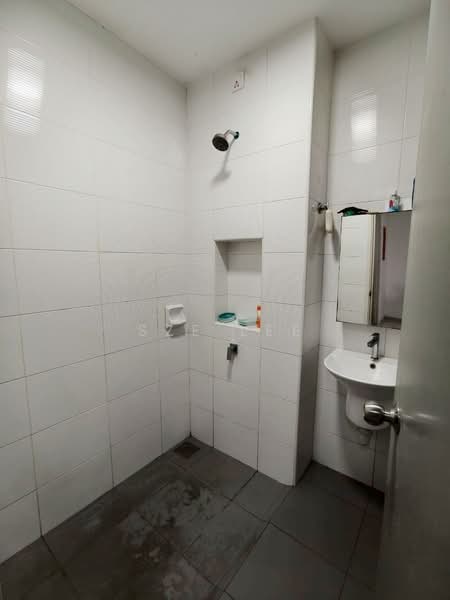 Rumah Teres 2 Tingkat untuk Dijual di Eco Summer (Johor Bahru) - Sze Lee - Bathroom - PropertyGuru.com.my