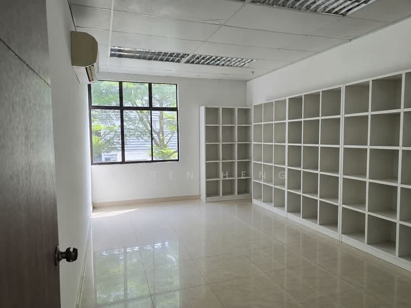 Factory for Rent in Bandar Seri Alam (Masai) - Karen Heng - Interior - PropertyGuru.com.my