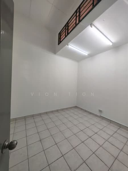 1-storey Terraced House for Sale in Taman Pelangi Indah (Ulu Tiram) - Vion Tion - Interior - PropertyGuru.com.my