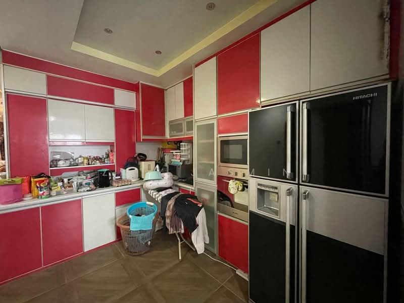 Rumah Teres 2 Tingkat untuk Dijual di Bandar Tun Hussein Onn (Cheras) - Zaty Jasmin - Kitchen - PropertyGuru.com.my