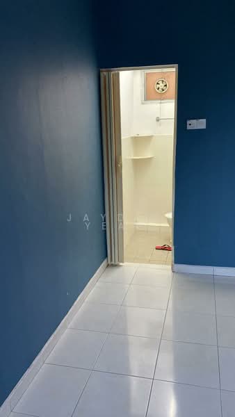 Apartment for Sale at Suria Vista Apartment - Jayden Yeap - Bathroom - PropertyGuru.com.my