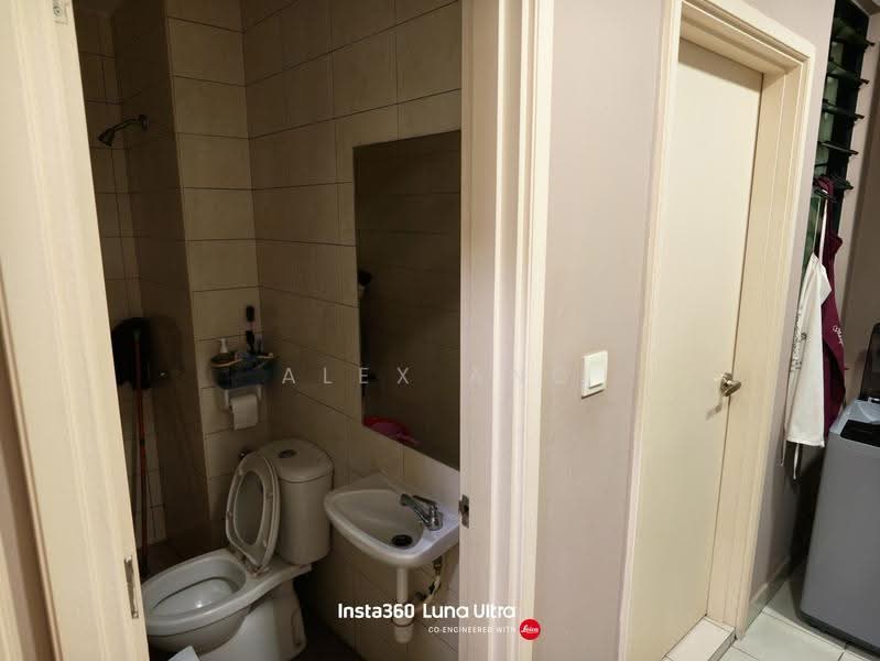 Kondominium untuk Dijual di KM1 West - Alex Ang - Bathroom - PropertyGuru.com.my