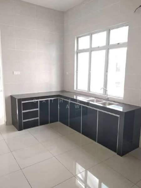 Cluster House for Sale in Nusantara Prima (Gelang Patah) - Catherine Law - Kitchen - PropertyGuru.com.my