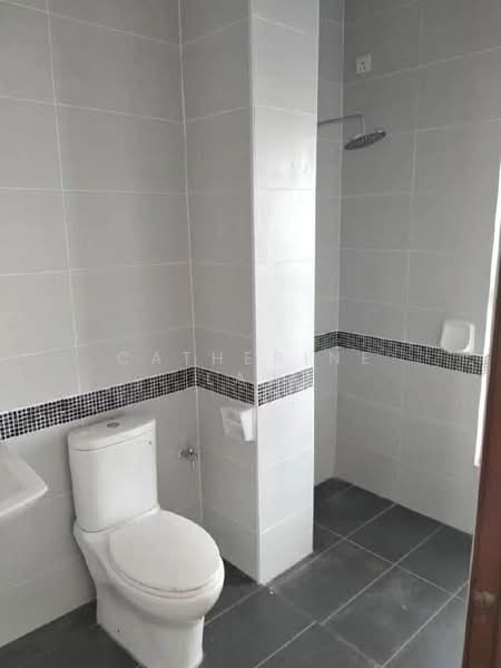 Cluster House for Sale in Nusantara Prima (Gelang Patah) - Catherine Law - Bathroom - PropertyGuru.com.my