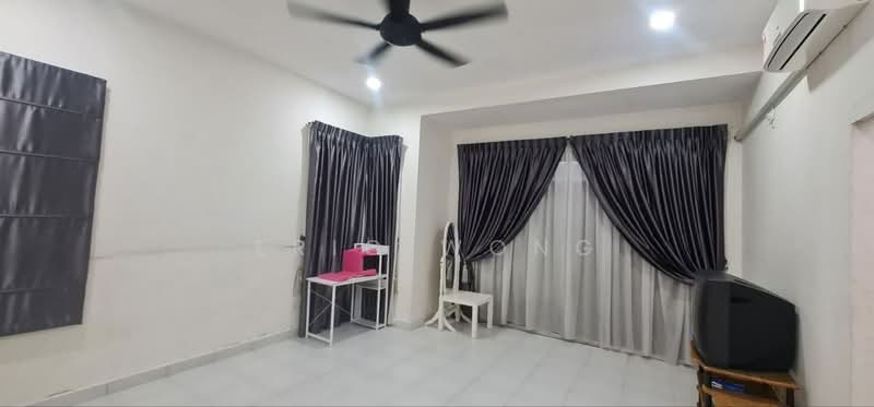 Rumah Kluster untuk Disewa di Taman Sierra Perdana (Masai) - Eric Wong - Living Room - PropertyGuru.com.my