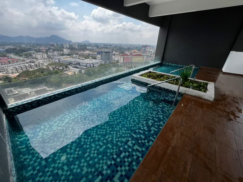 Service Residence for Sale at The Horizon - Mr Chee - Pool - PropertyGuru.com.my