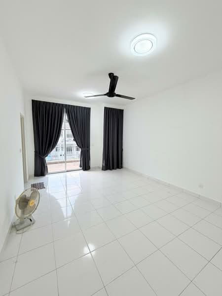 Rumah Teres 2 Tingkat untuk Disewa di Pasir Gudang (Johor) - Edwin Dass - Living Room - PropertyGuru.com.my