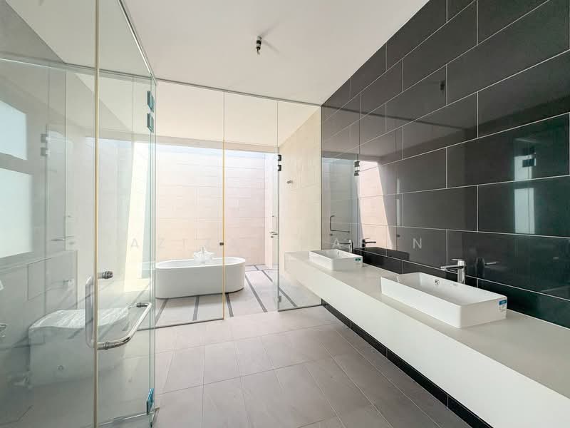 Bungalow for Sale in Kajang (Selangor) - Azizah Hasan - Bathroom - PropertyGuru.com.my