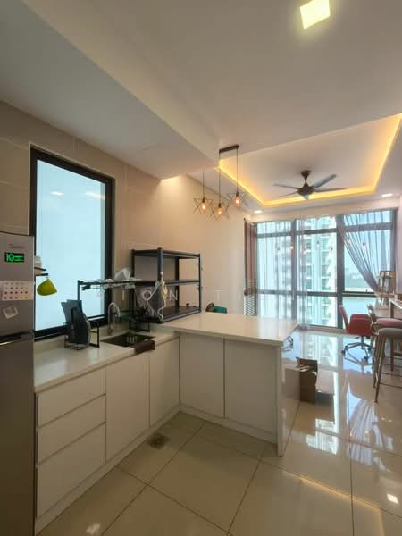Servis Apartment untuk Dijual di Wave @ Marina Cove - Vion Tion - Kitchen - PropertyGuru.com.my
