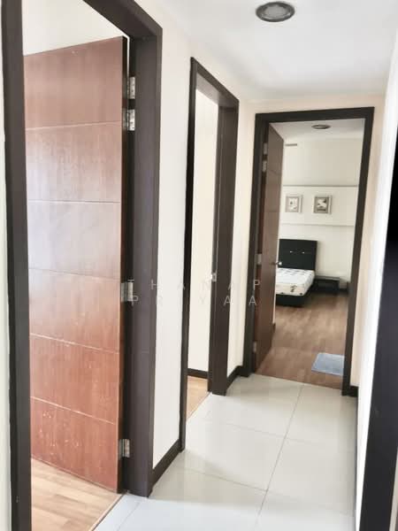 Condominium for Rent at Nautica Lake Suites - Thanap Priyaa - Corridor - PropertyGuru.com.my