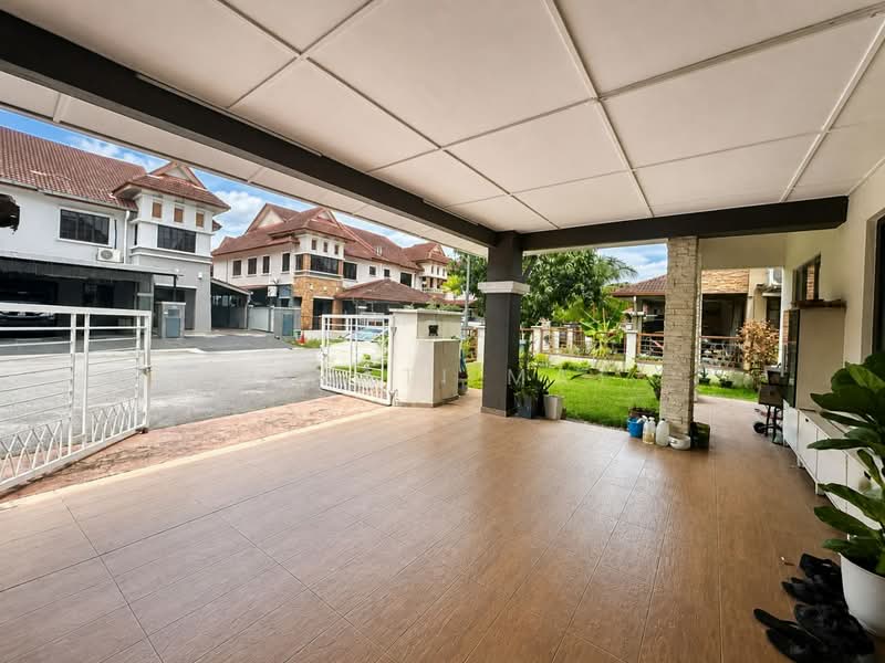 Semi-Detached House for Sale in Bandar Nusaputra (Puchong) - Izzati Mat - Exterior - PropertyGuru.com.my