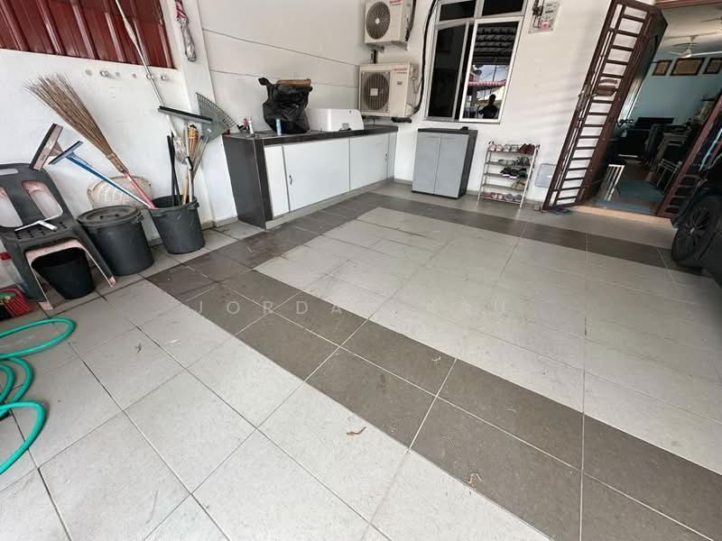 1-storey Terraced House for Sale in Taman Bukit Tiram (Ulu Tiram) - Jordan Kau - Exterior - PropertyGuru.com.my
