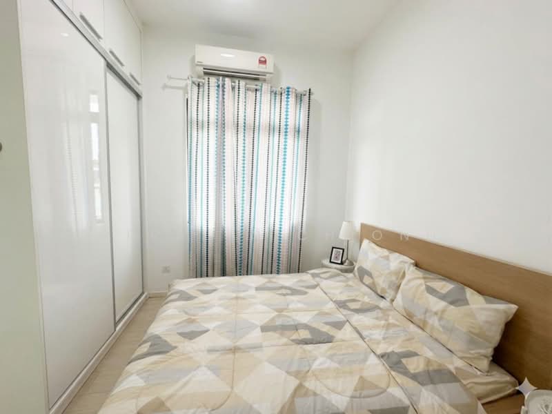Service Residence for Sale at The Grand @ Kelana Damansara Suite - Geralyn Chionh - Bedroom - PropertyGuru.com.my