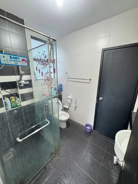 Apartment for Sale at Seri Austin Residence (Pangsapuri Seri Austin) - Larry Ng - Bathroom - PropertyGuru.com.my