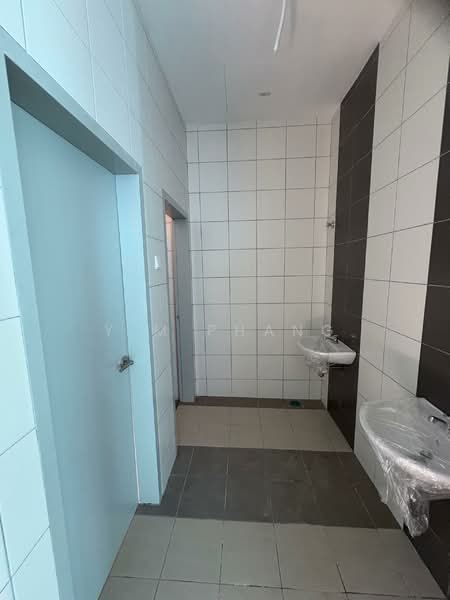 Kedai / Pejabat untuk Disewa di Alam Impian (Shah Alam) - Y M Phang - Bathroom - PropertyGuru.com.my