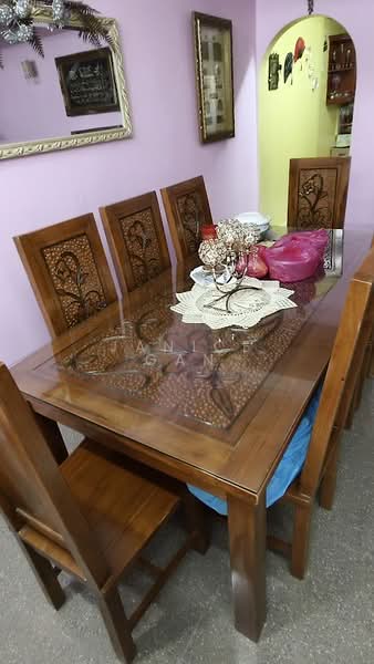 2-storey Terraced House for Sale in Cheras (Selangor) - Janice Gan - Dining Room includes Teak Dining Table - PropertyGuru.com.my
