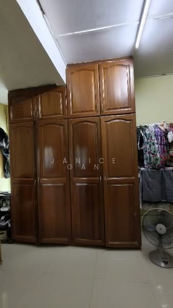 2-storey Terraced House for Sale in Cheras (Selangor) - Janice Gan - Bedroom 2 with Solid Wood Wardrobe - PropertyGuru.com.my