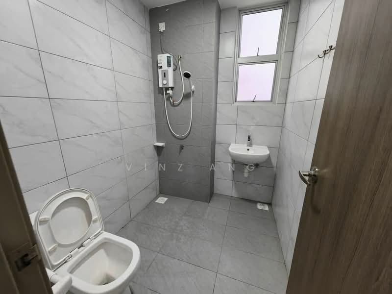 Servis Apartment untuk Disewa di SKS Habitat - Vinz Ang - Bathroom - PropertyGuru.com.my