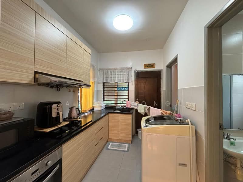 Rumah Teres 2 Tingkat untuk Dijual di Taman Nusa Idaman (Iskandar Puteri (Nusajaya)) - Alice Wong - Kitchen - PropertyGuru.com.my