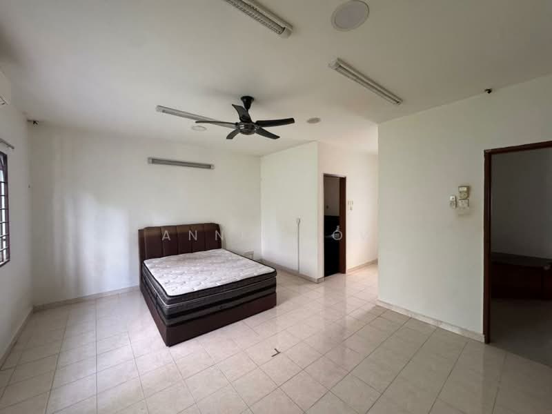 Bungalow for Rent in Titiwangsa (Kuala Lumpur) - Annie How - Bedroom - PropertyGuru.com.my