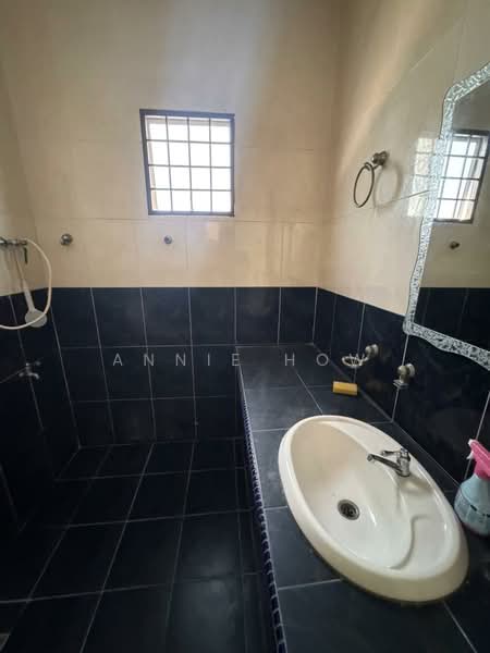 Bungalow for Rent in Titiwangsa (Kuala Lumpur) - Annie How - Bathroom - PropertyGuru.com.my