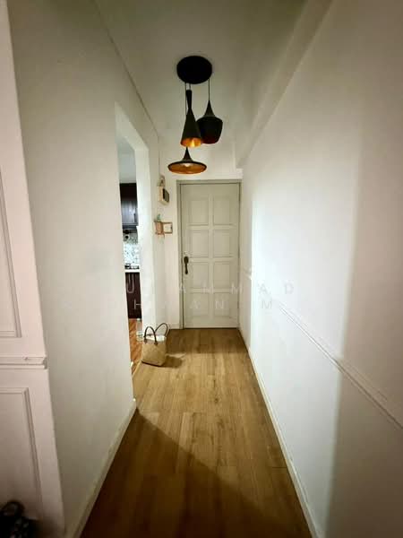 Apartment for Sale at Sri Damansara Court - Muhammad Ridhwan Mohd Huzairi - Corridor - PropertyGuru.com.my