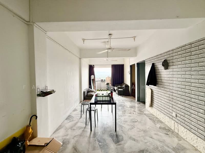 Apartment for Sale at Taman Bukit Mutiara - Fauzan bin Sahrom - Living Room - PropertyGuru.com.my
