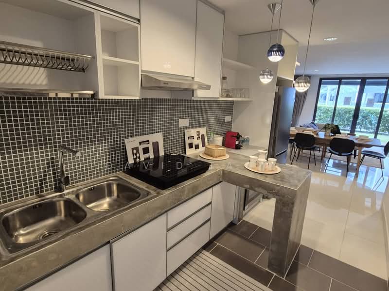 Kondominium untuk Dijual di Damansara Fifty6 - David Tang - Kitchen - PropertyGuru.com.my