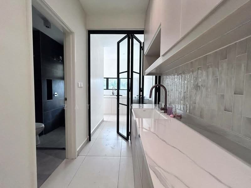 Rumah Teres 2 Tingkat untuk Dijual di U12, Taman Cahaya Alam (Shah Alam) - Zaty Jasmin - Kitchen - PropertyGuru.com.my