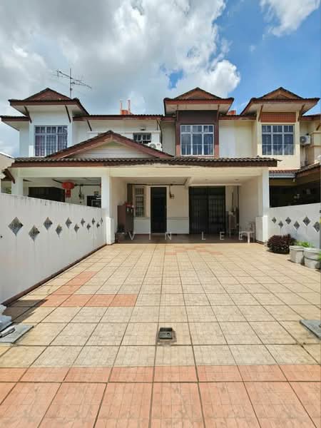 Rumah Teres 2 Tingkat untuk Dijual di Setia Tropika (Johor Bahru) - Calvin Lee - Exterior - PropertyGuru.com.my