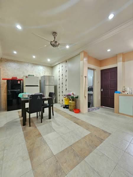 Rumah Teres 2 Tingkat untuk Dijual di Setia Tropika (Johor Bahru) - Calvin Lee - PropertyGuru.com.my